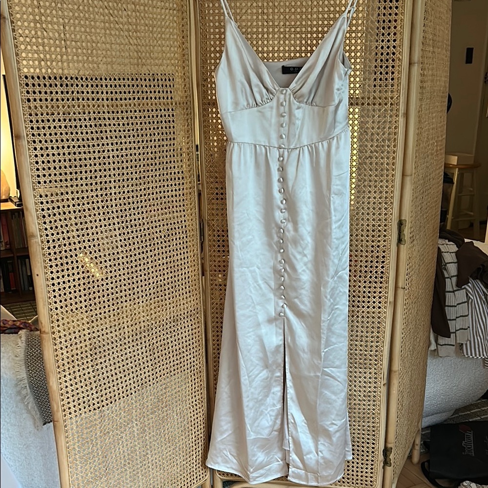 Elegant Cream Maxi Dress